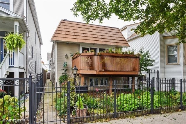 $389,000 | 2845 West Nelson Street, Chicago, IL 60618