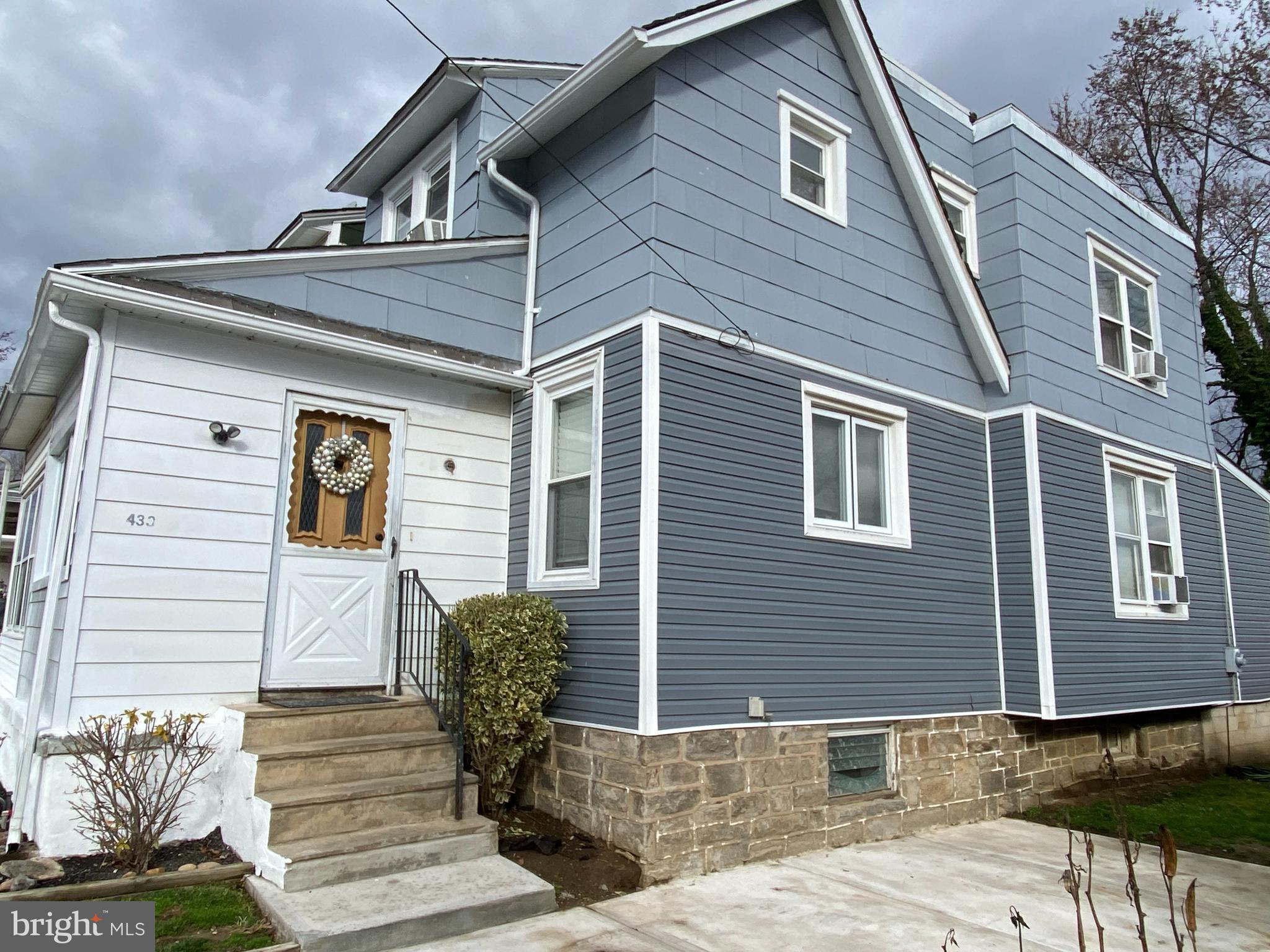 433 Arbor Road Lansdowne, PA 19050 - Photo 2 of 12