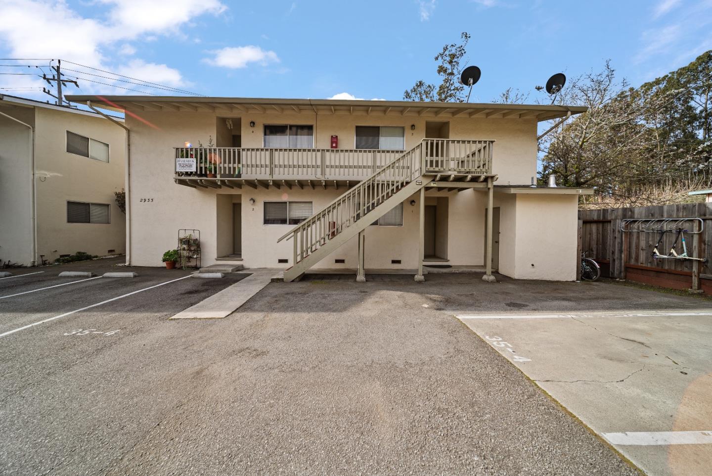 2935 Capitola Road Santa Cruz, CA 95062 - Photo 1 of 1 Gallery Image 1