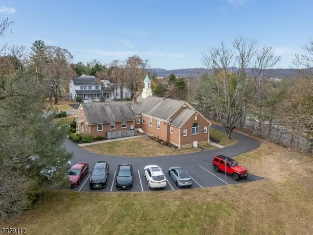 $800,000 | 16 Harrison Street, Clinton, NJ 08809