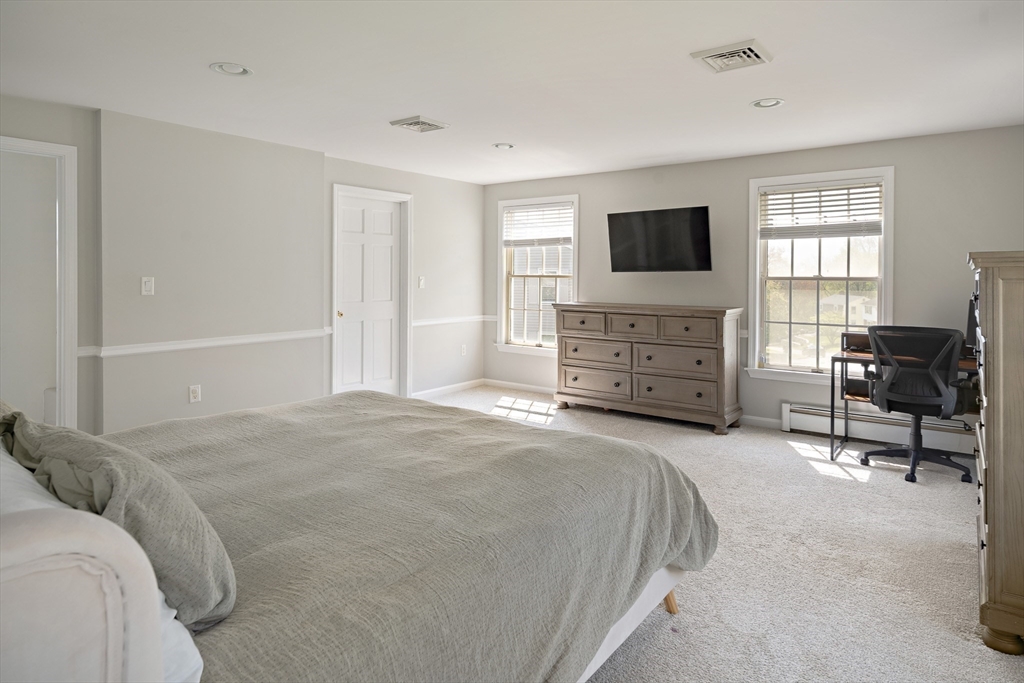 18 Nob Way Lowell, MA 01852 - Photo 17 of 37 Gallery Image 17