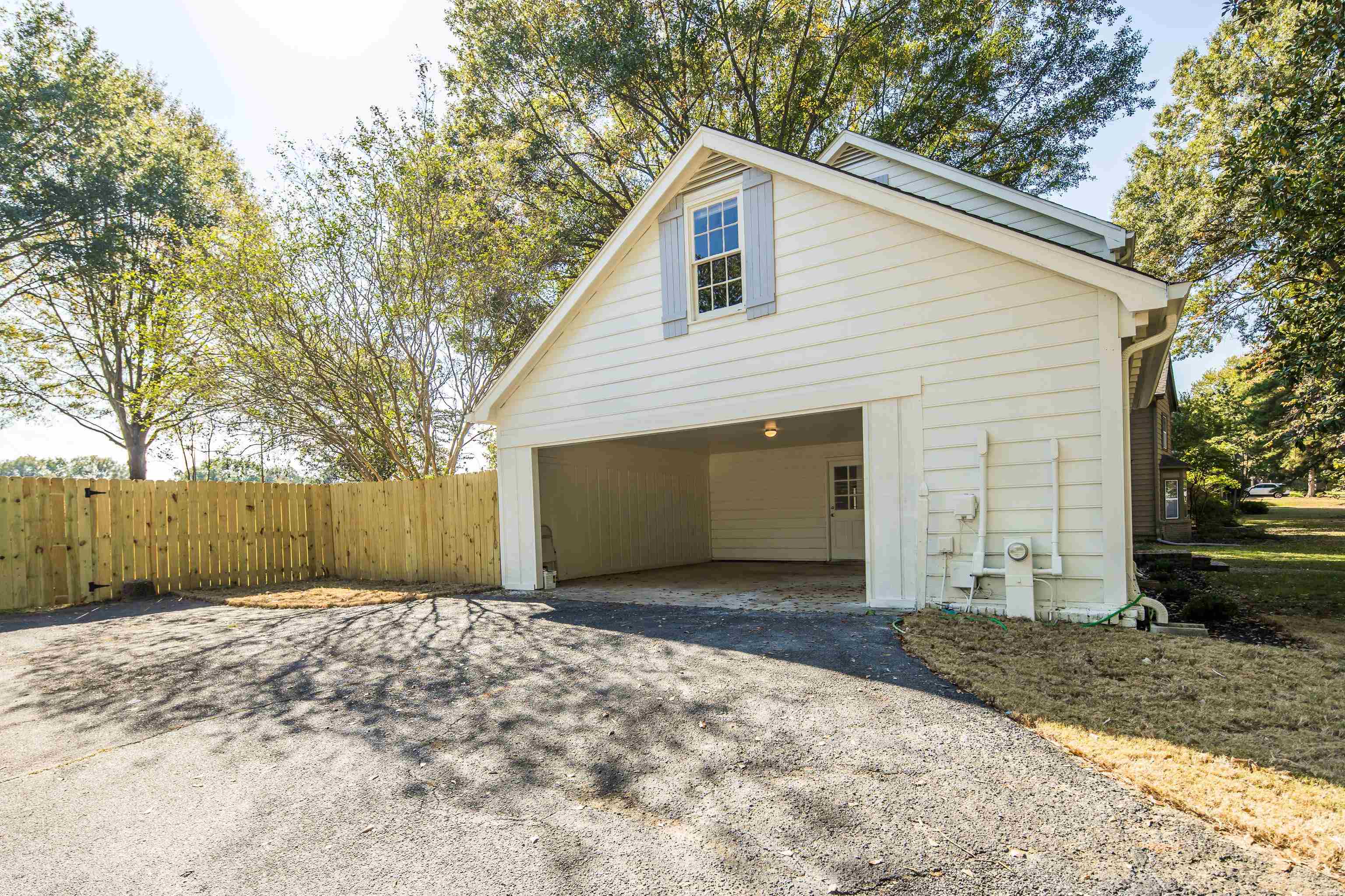 109 West Pecan Valley Street Collierville, TN 38017 - Photo 4 of 40