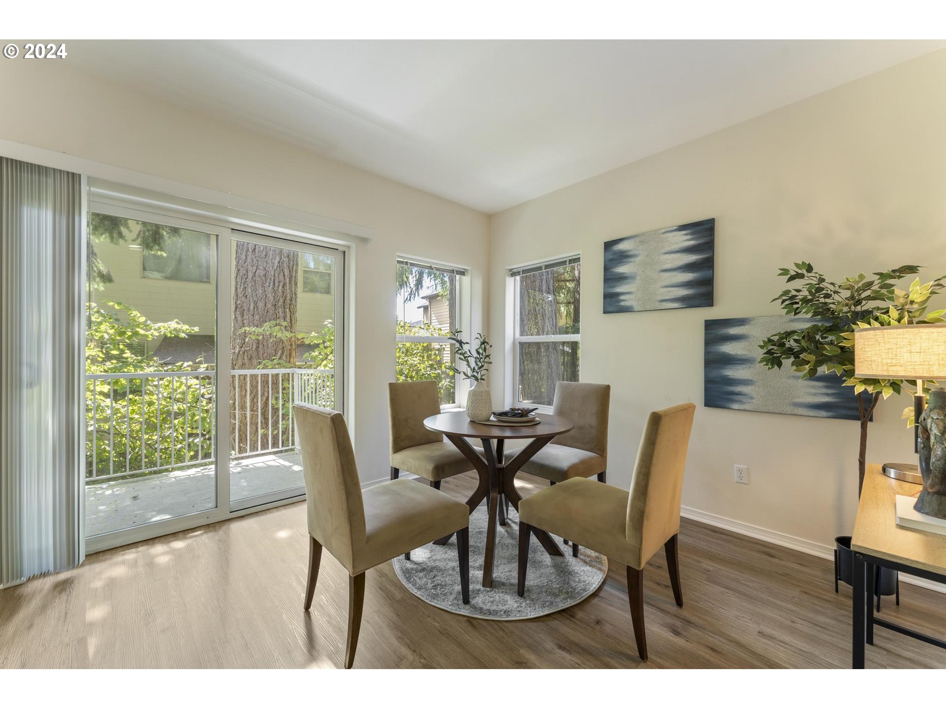 14192 Southwest Barrows Road, Unit 5 Tigard, OR 97223 - Photo 12 of 31 Gallery Image 12