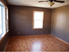 1403 Hillcrest Road Bedford, IN 47421 - Photo 2 of 10 Gallery Image 2