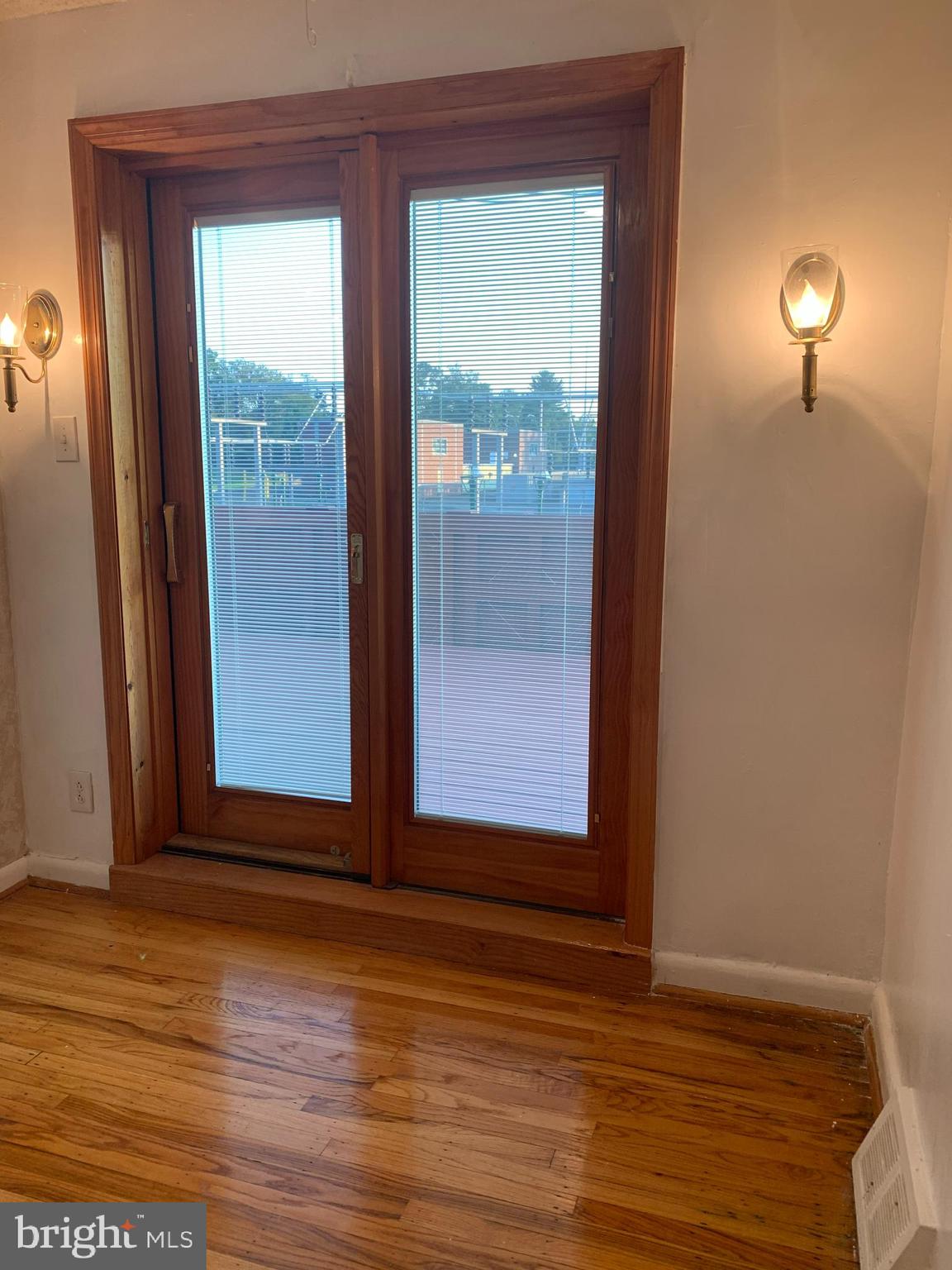 8654 Rugby Street Philadelphia, PA 19150 - Photo 9 of 38 Gallery Image 9