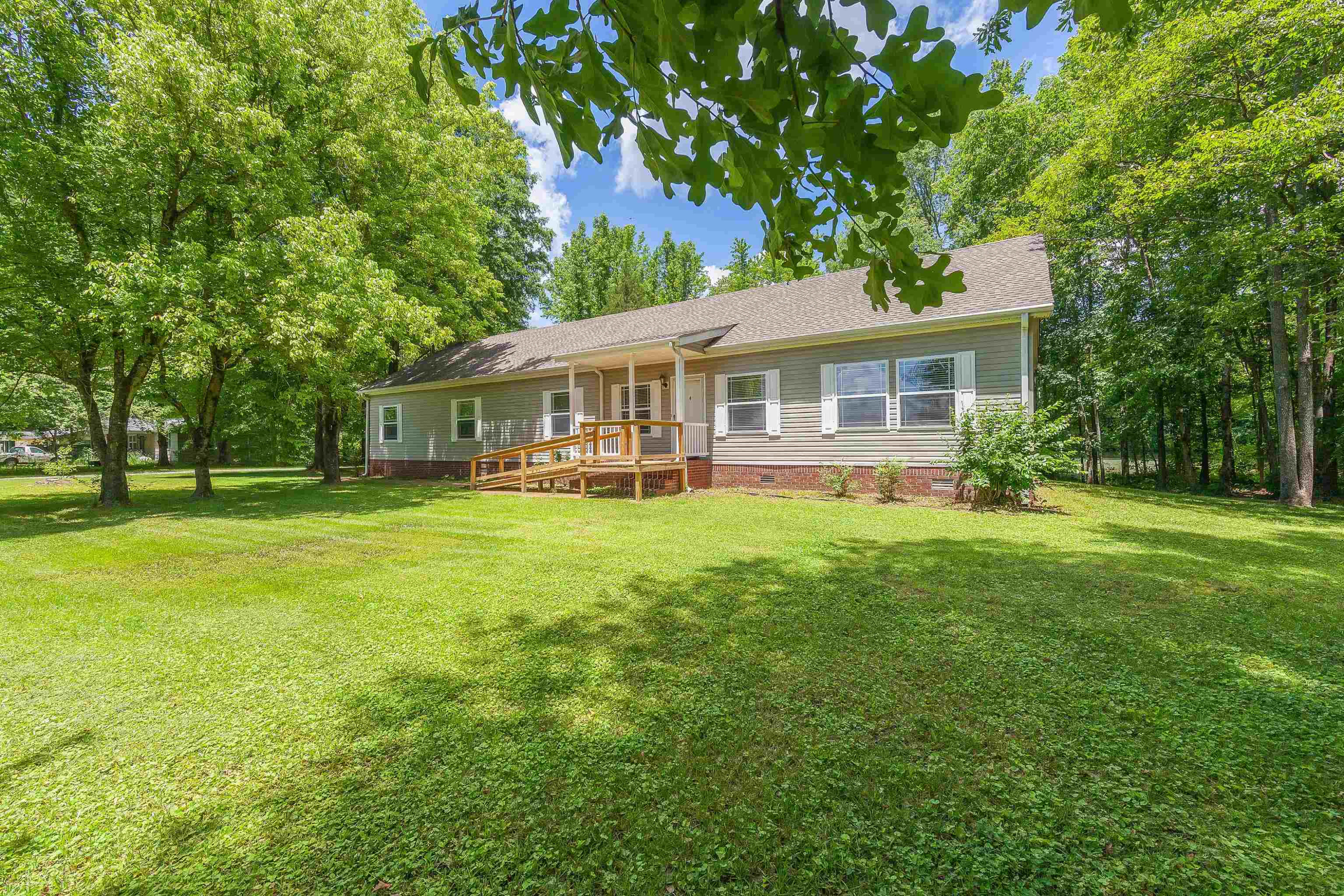613 Perry Switch Road Jackson, TN 38301 - Photo 2 of 25 Photo 2
