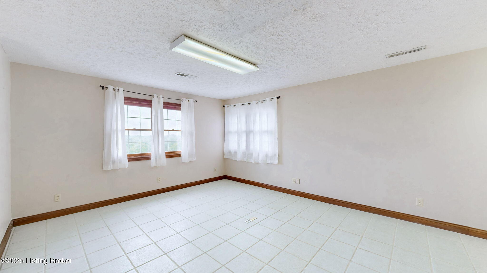 451 Deer Run Road Coxs Creek, KY 40013 - Photo 28 of 68 27-web-or-mls-451 Deer Run Rd Coxs Creek