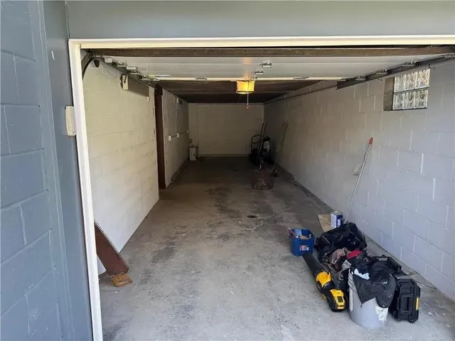 $2,999 | 2251 Montgomery Road, Sewickley, PA 15143