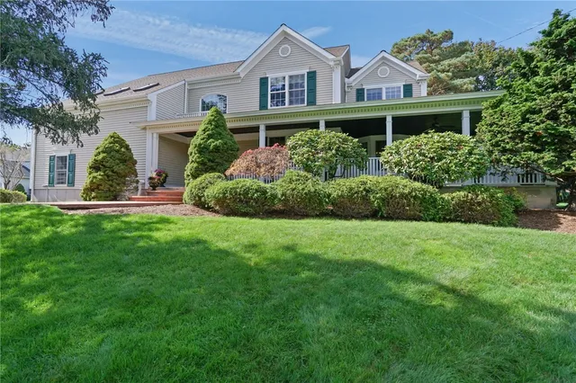 $949,000 | 18 Quail Ridge Road, Cranston, RI 02921