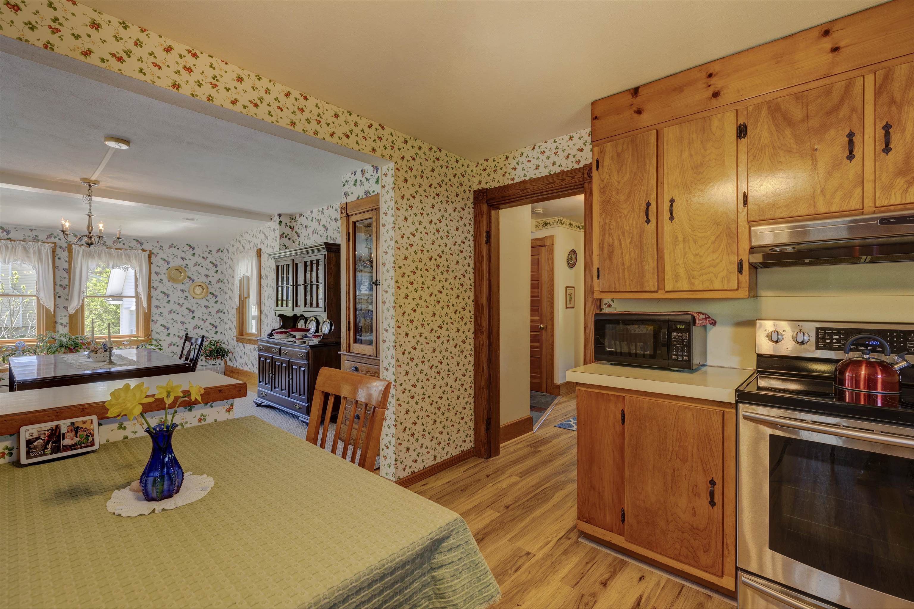 79 Maple Street Lebanon, NH 03784 - Photo 16 of 40 Gallery Image 16