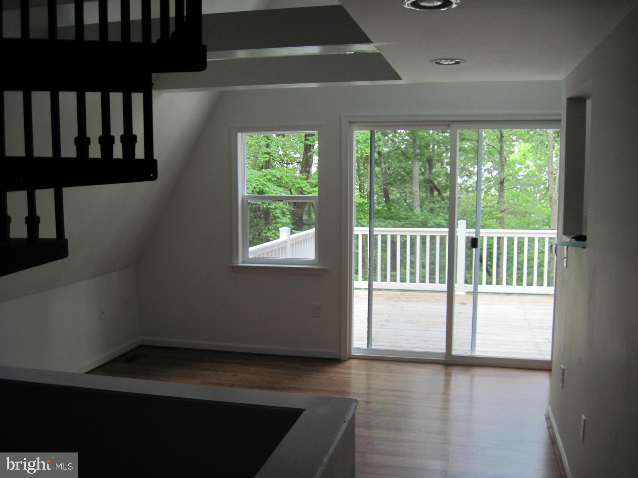 137 Red Squirrel Road Harpers Ferry, WV 25425 - Photo 8 of 20 Living Room