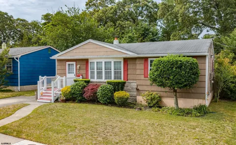 $399,999 | 16 West Cedar Avenue, Somers Point, NJ 08244