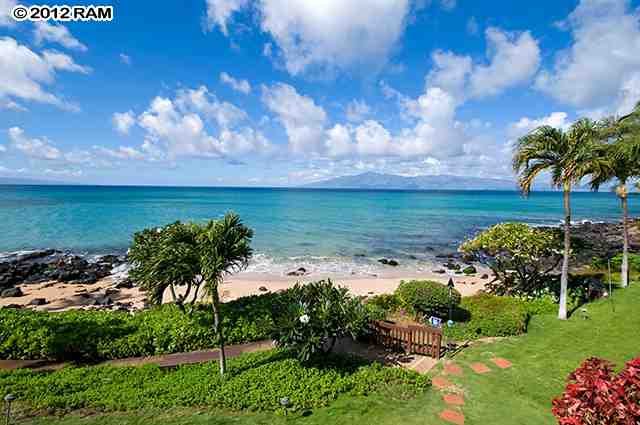 3959 Lower Honoapiilani Road, Unit 305 Lahaina, HI 96761 - Photo 9 of 16 a view of a garden with an ocean