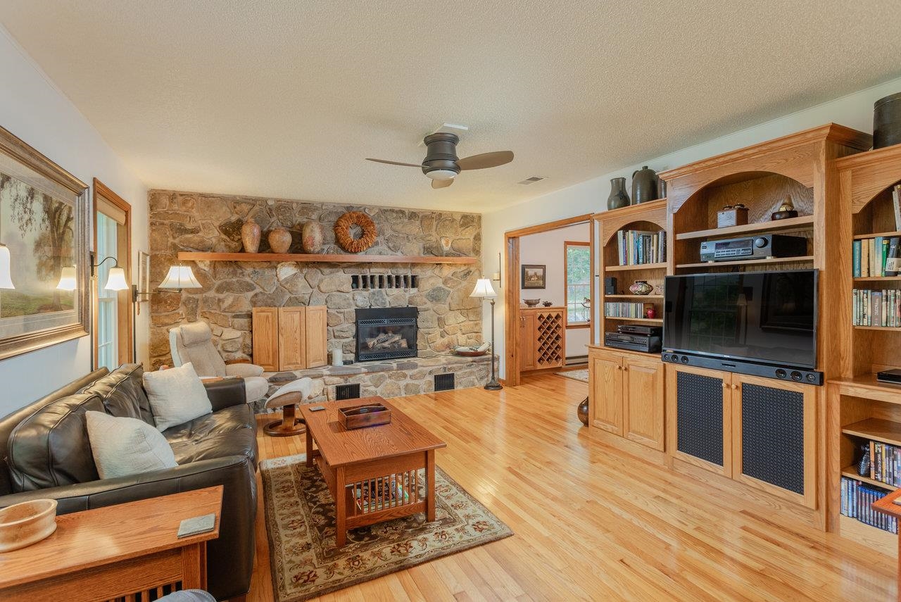 9458 Hopkins Gap Road Fulks Run, VA 22830 - Photo 6 of 74