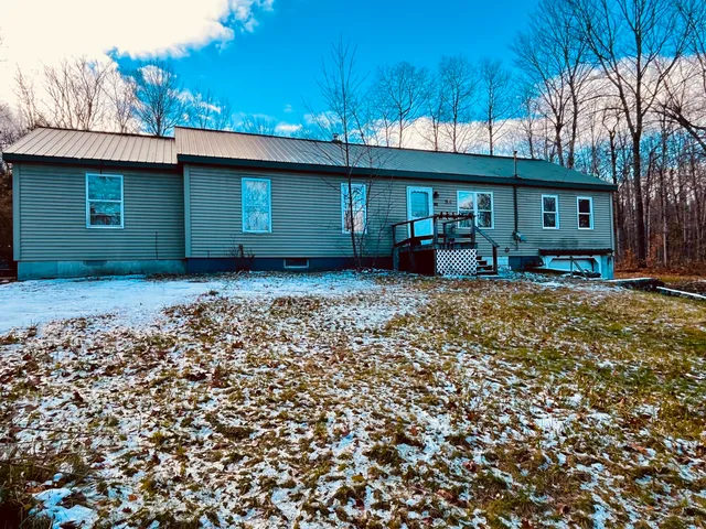 $275,000 | 516 Greenwood Road, Norway, ME 04268