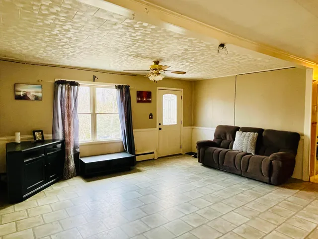 $275,000 | 516 Greenwood Road, Norway, ME 04268