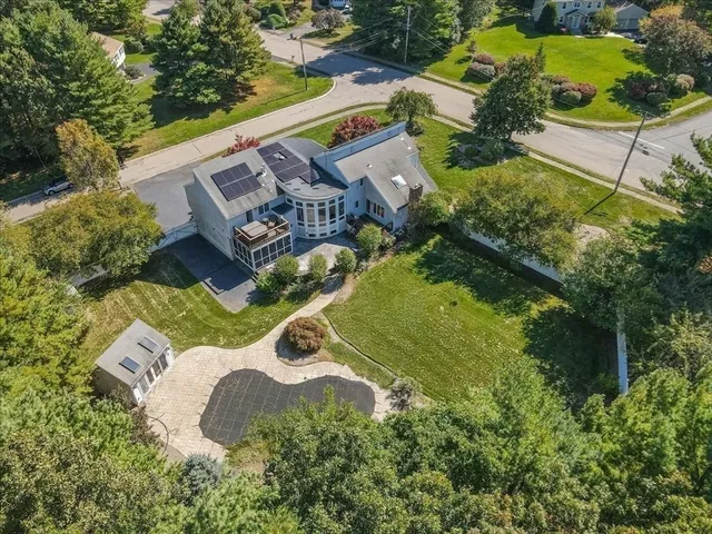 $1,200,000 | 2 Thompson Road, Foxboro, MA 02035