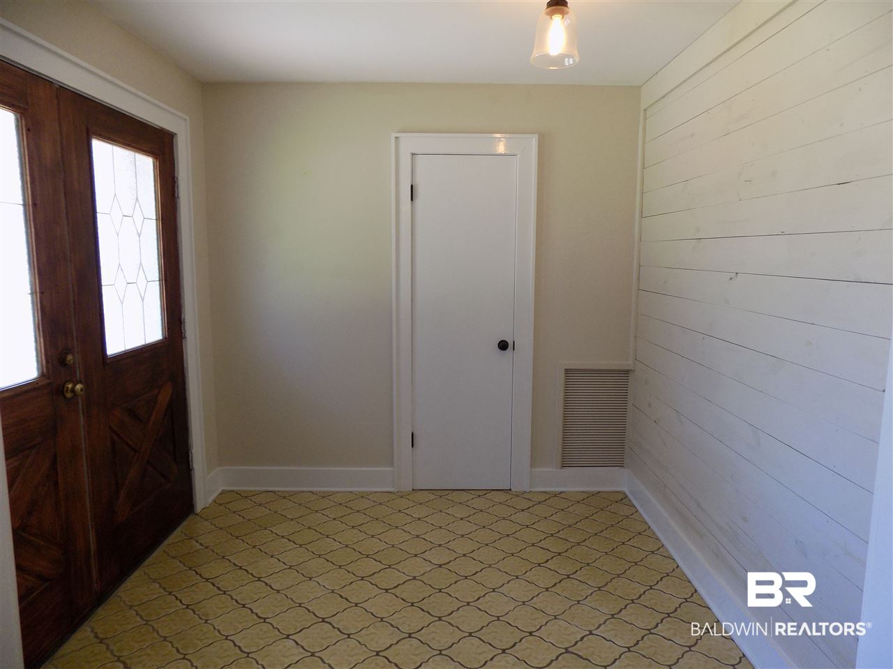 302 West Fern Avenue Foley, AL 36535 - Photo 4 of 29