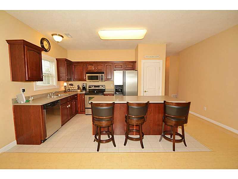12294 Rambling Road Fishers, IN 46037 - Photo 9 of 24 Gallery Image 9
