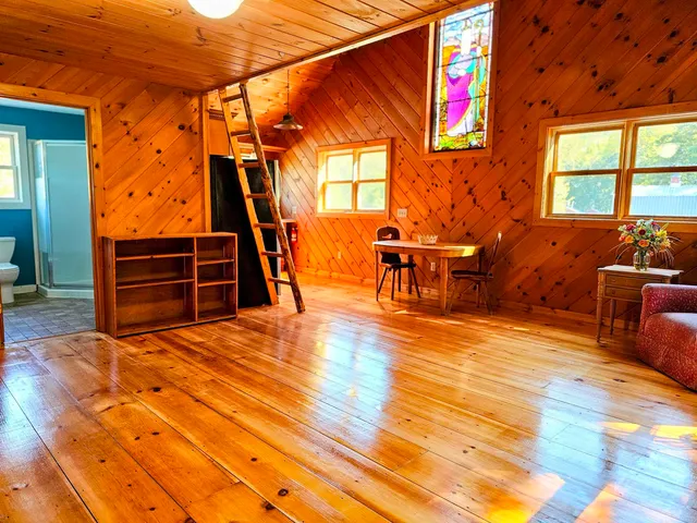 $929,000 | 5825 Highway 30, Townshend, VT 05359