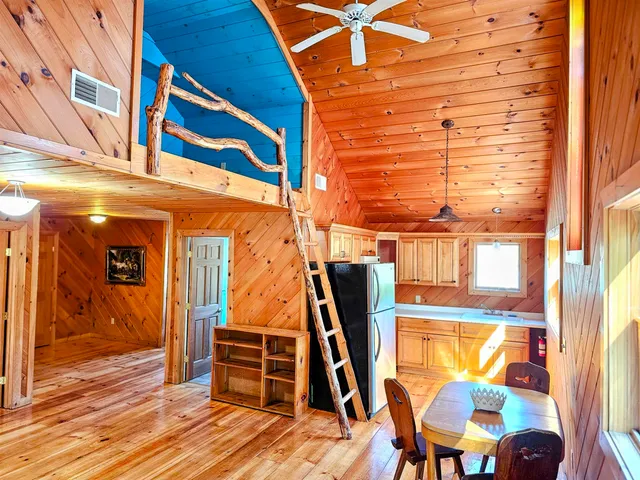 $929,000 | 5825 Highway 30, Townshend, VT 05359