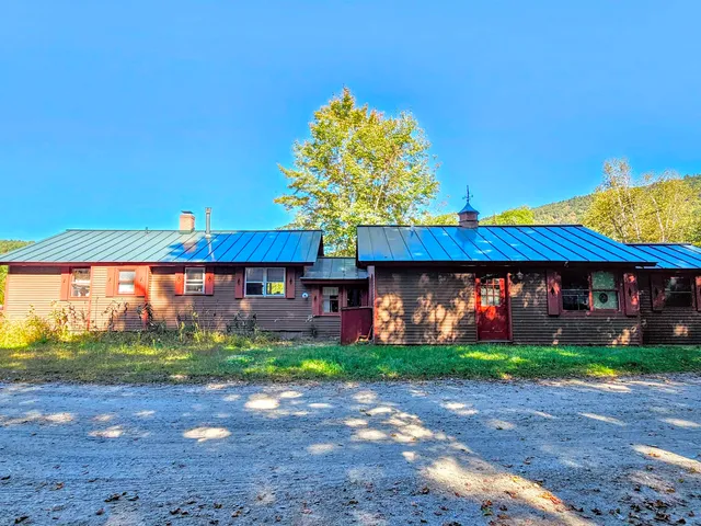 $929,000 | 5825 Highway 30, Townshend, VT 05359