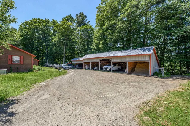 $929,000 | 5825 Highway 30, Townshend, VT 05359