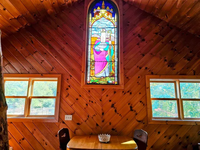 $929,000 | 5825 Highway 30, Townshend, VT 05359