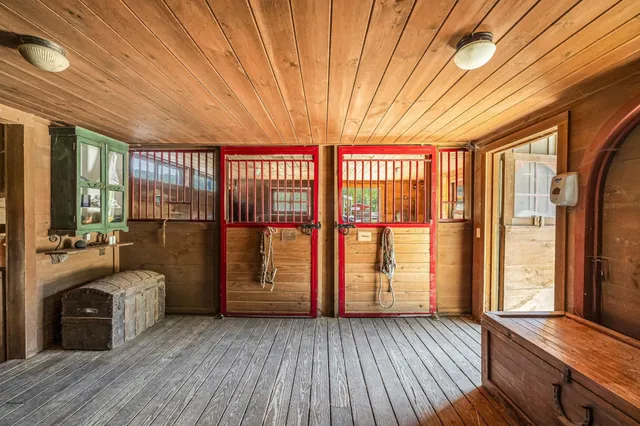 $929,000 | 5825 Highway 30, Townshend, VT 05359