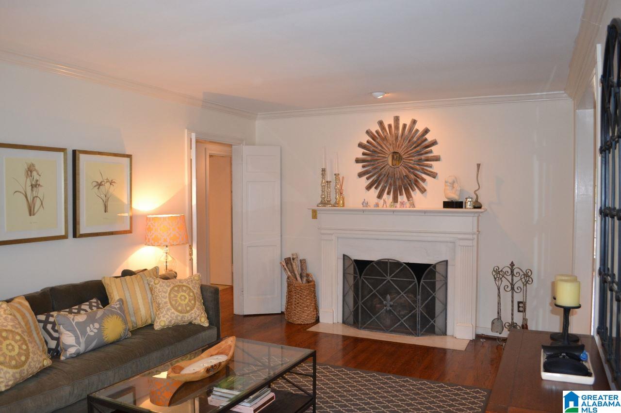 829 Sims Avenue Birmingham, AL 35213 - Photo 4 of 36