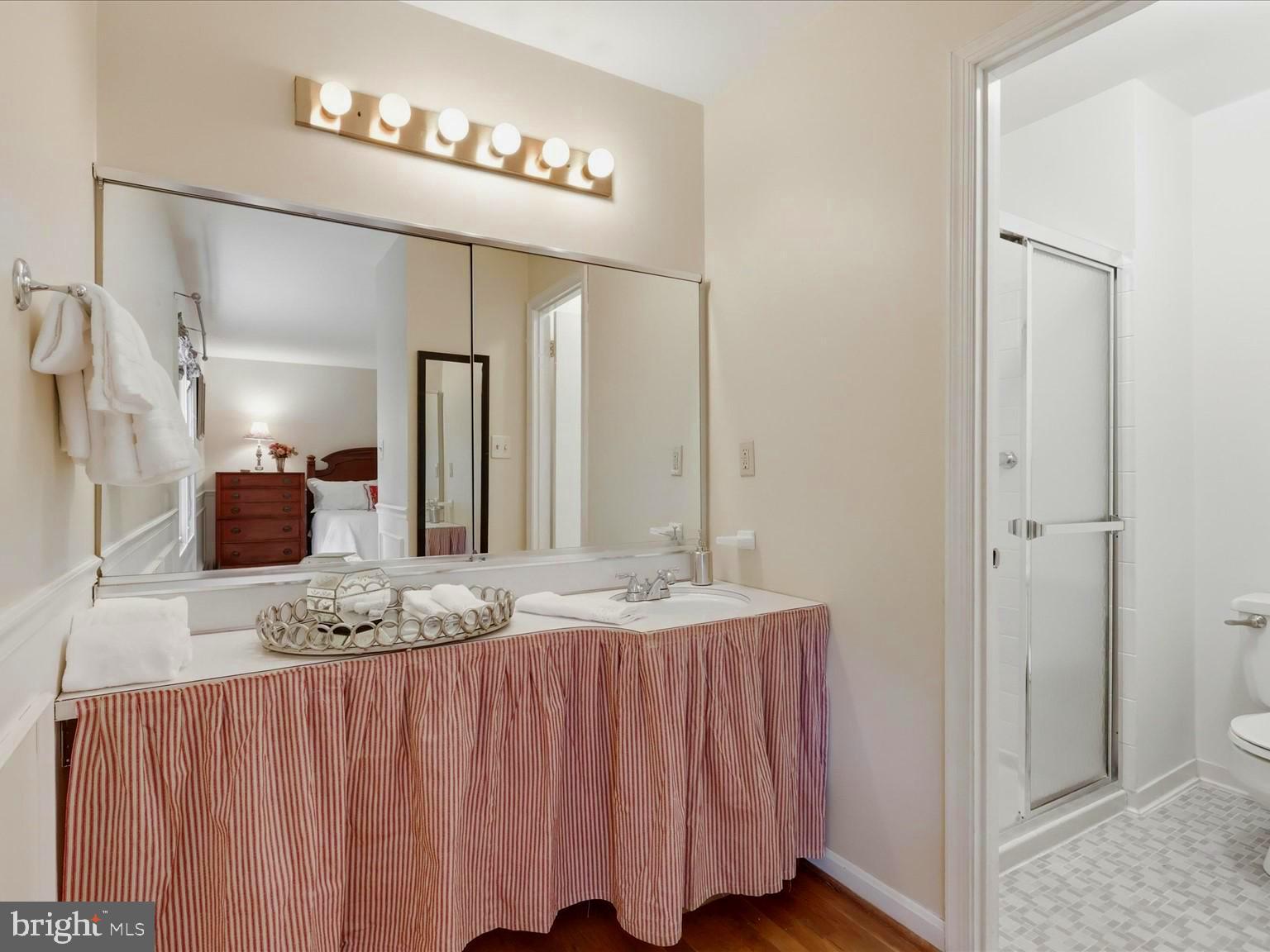 6424 Alloway Court Springfield, VA 22152 - Photo 19 of 38 Gallery Image 19