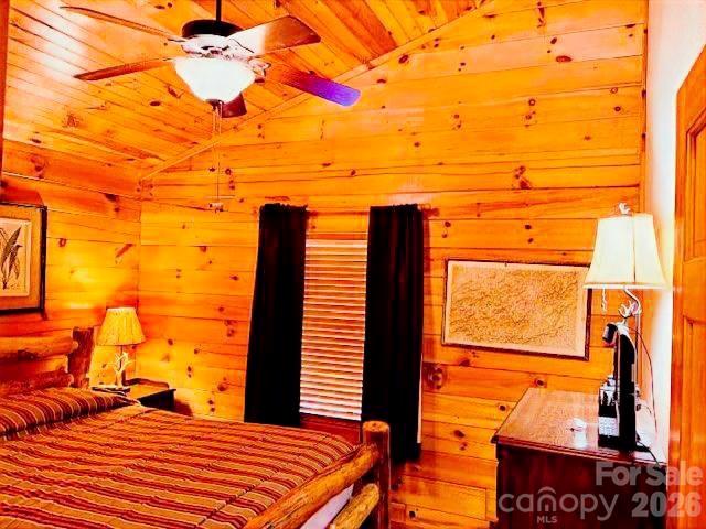 399 Bent Tree Road Maggie Valley, NC 28751 - Photo 25 of 48 a outdoor view of a building