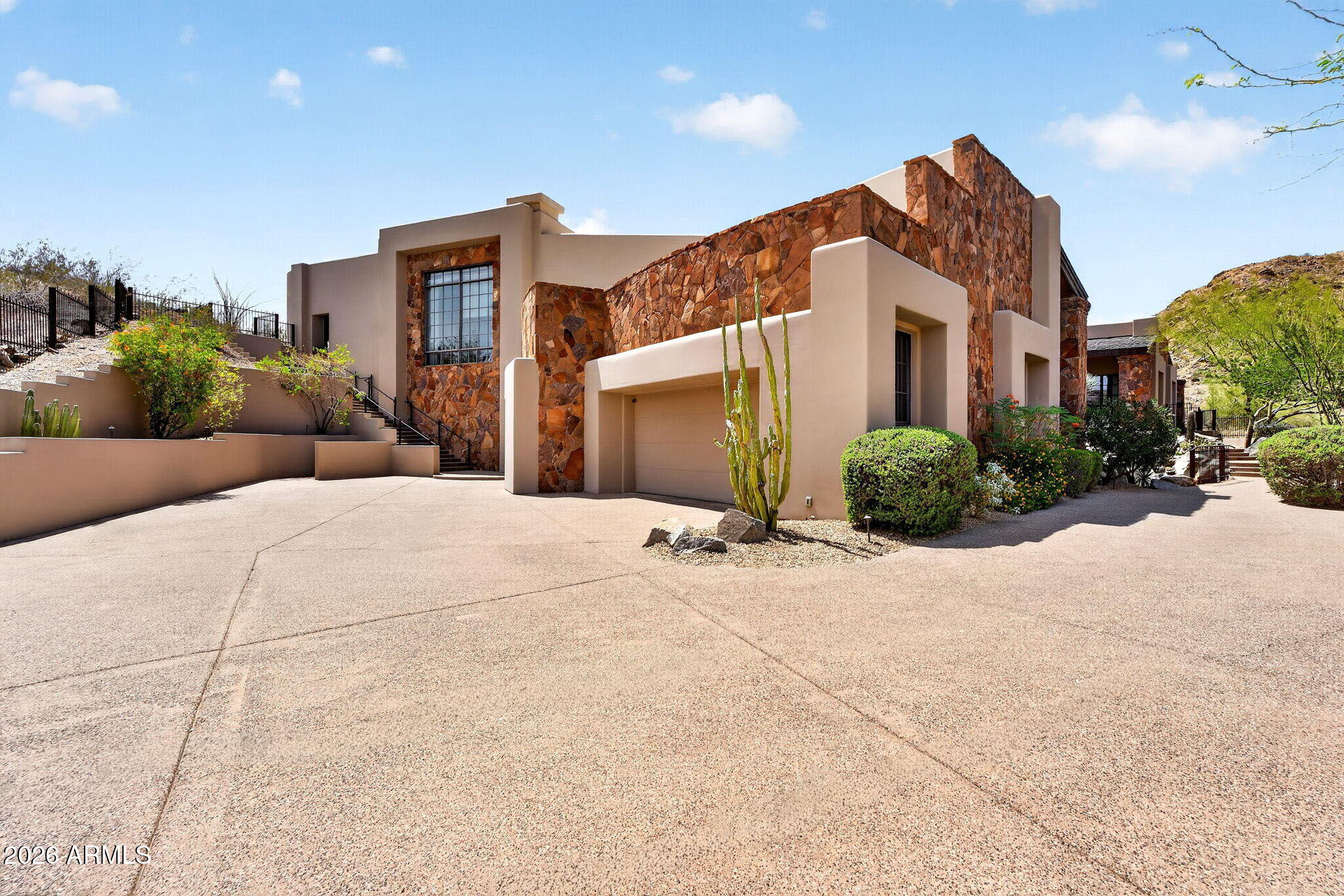 14016 South Rockhill Road Phoenix, AZ 85048 - Photo 8 of 198 Gallery Image 8