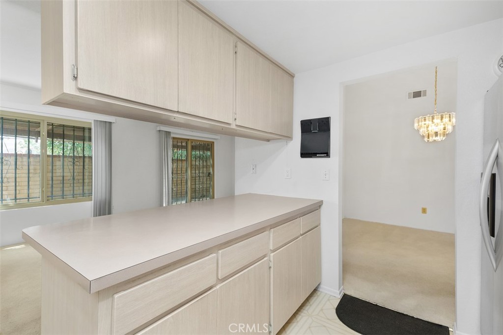 2797 Persimmon Place Riverside, CA 92506 - Photo 12 of 23