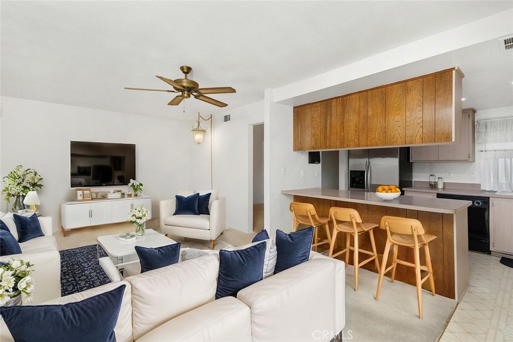 2797 Persimmon Place Riverside, CA 92506 - Photo 9 of 23