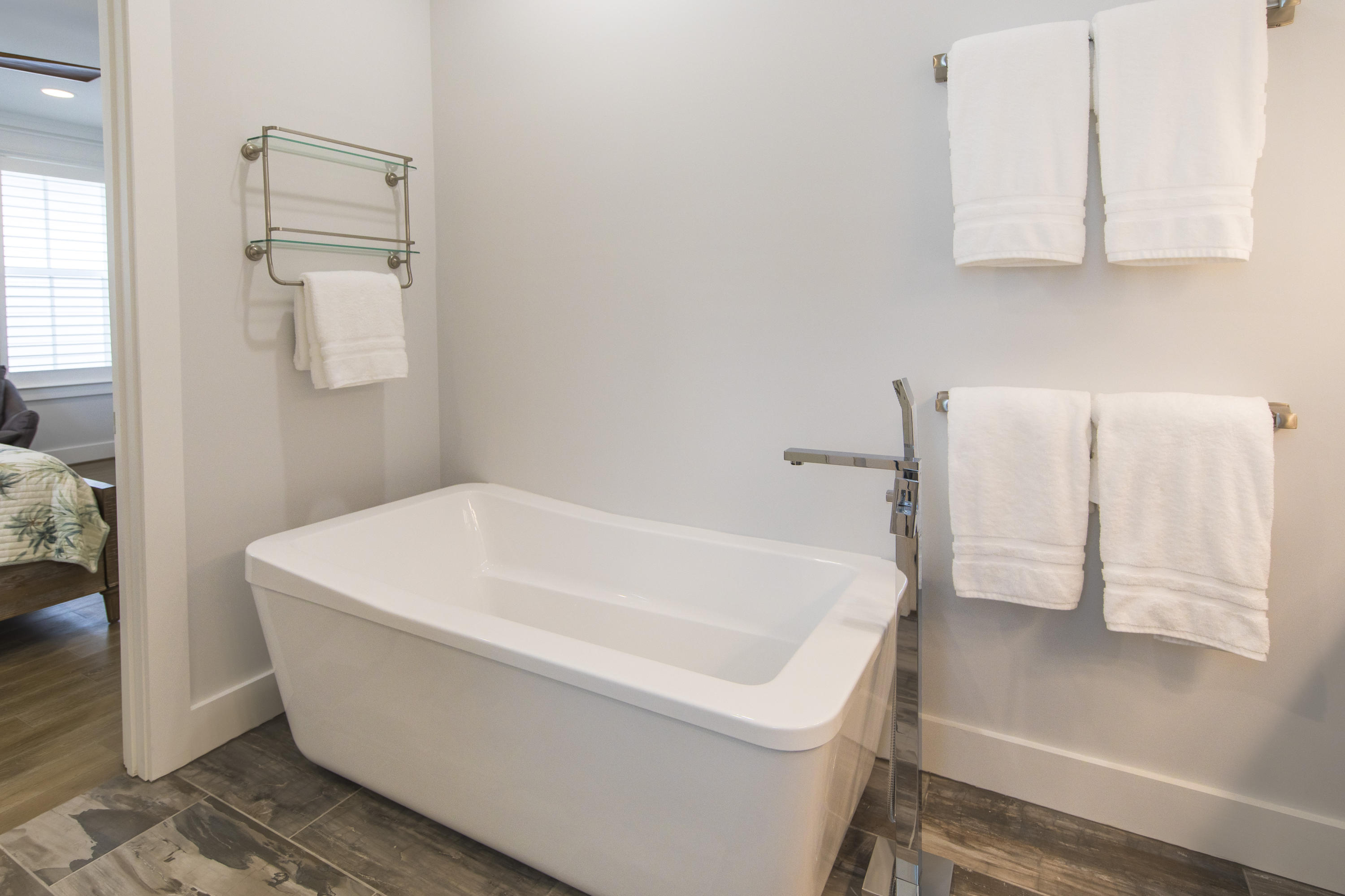 50 Ashley Lane Santa Rosa Beach, FL 32459 - Photo 20 of 32 Master 2 Bath Soaking Tub