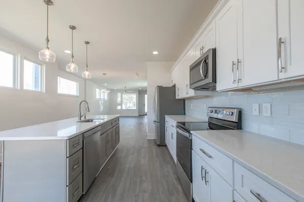 $2,745 | 1713 A Simpkins Street, Nashville, TN 37208