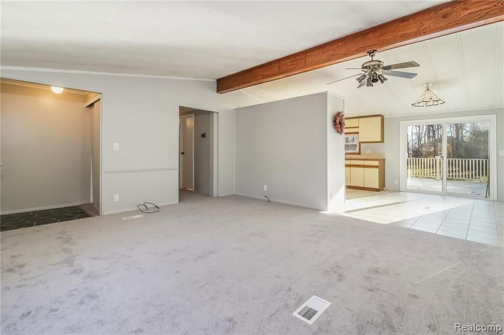 3452 Hazelton Avenue Rochester Hills, MI 48307 - Photo 4 of 23