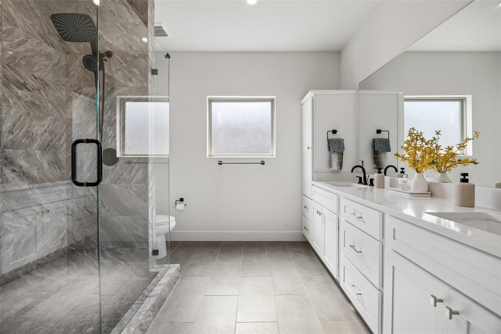 13900 Noel Road, Unit 301 Dallas, TX 75240 - Photo 13 of 35 Gallery Image 13