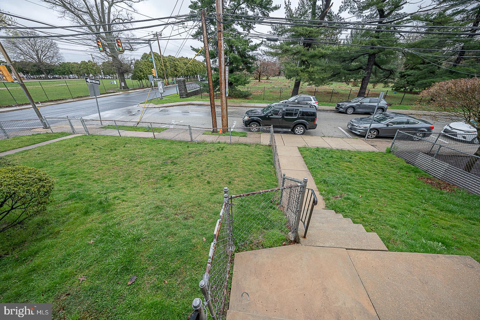 202 Kent Road Upper Darby, PA 19082 - Photo 27 of 27 front walk
