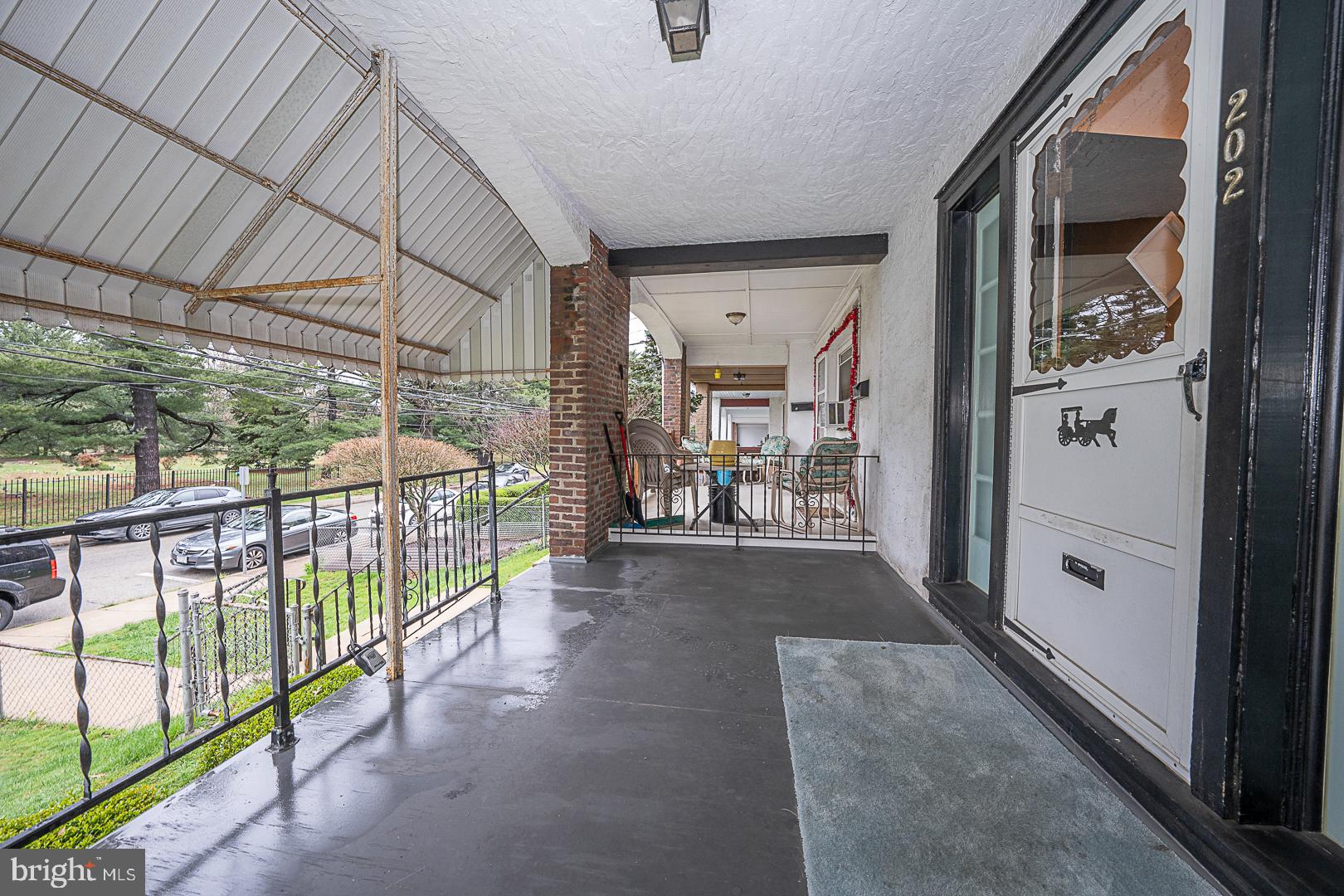 202 Kent Road Upper Darby, PA 19082 - Photo 3 of 27 Front Porch