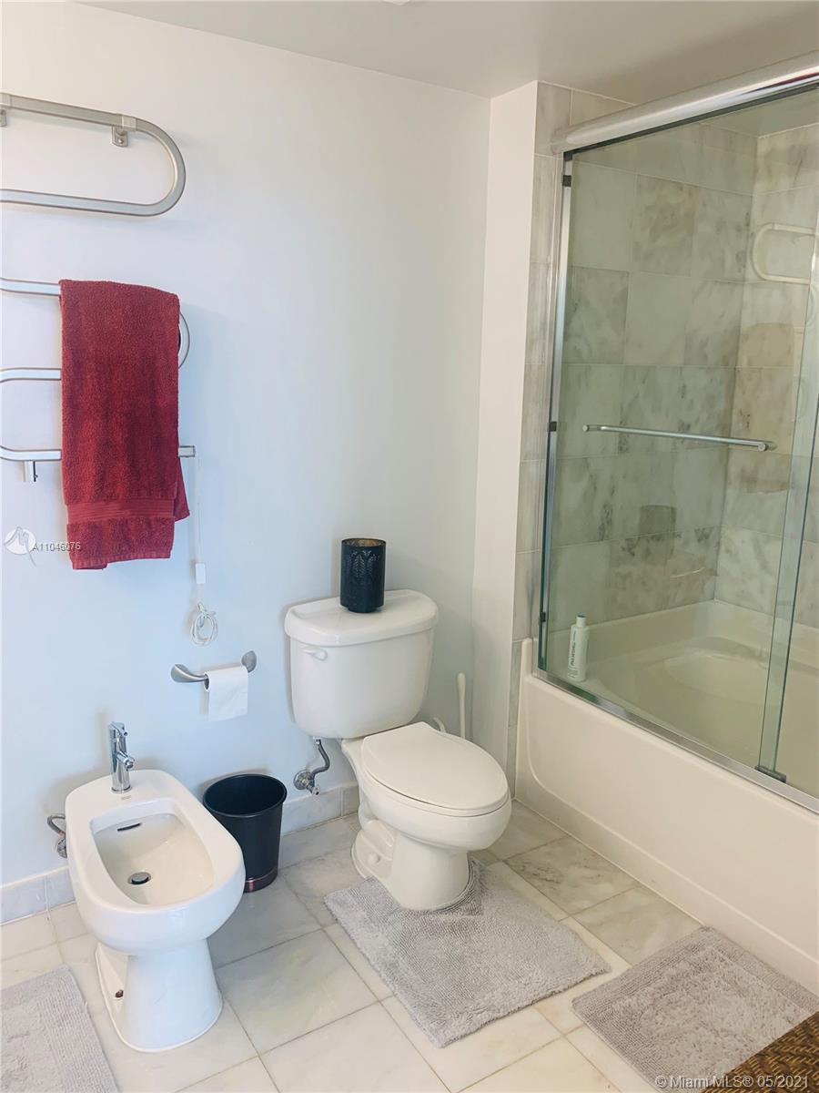 601 Northeast 36th Street, Unit 1307 Miami, FL 33137 - Photo 9 of 15