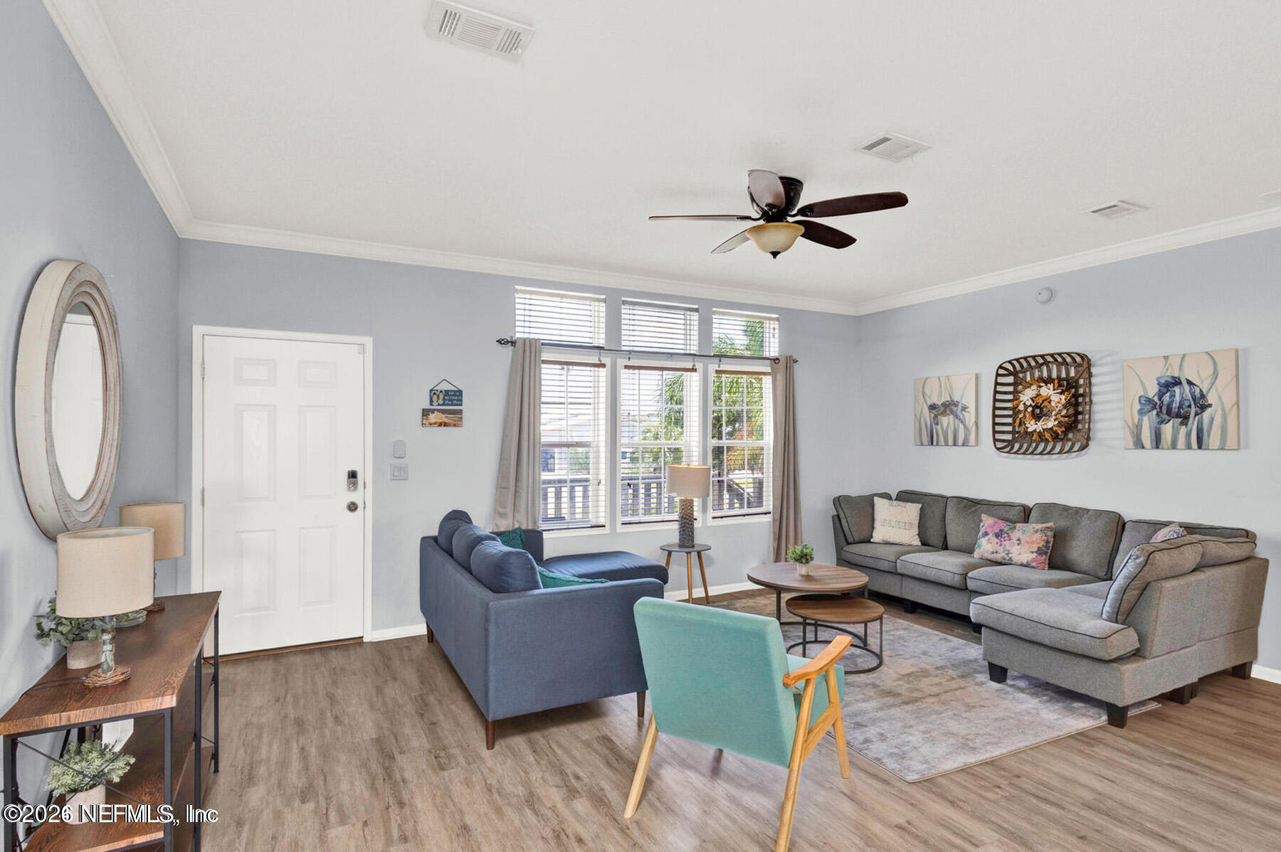 251 Majorca Road St. Augustine, FL 32080 - Photo 6 of 43 Living-room