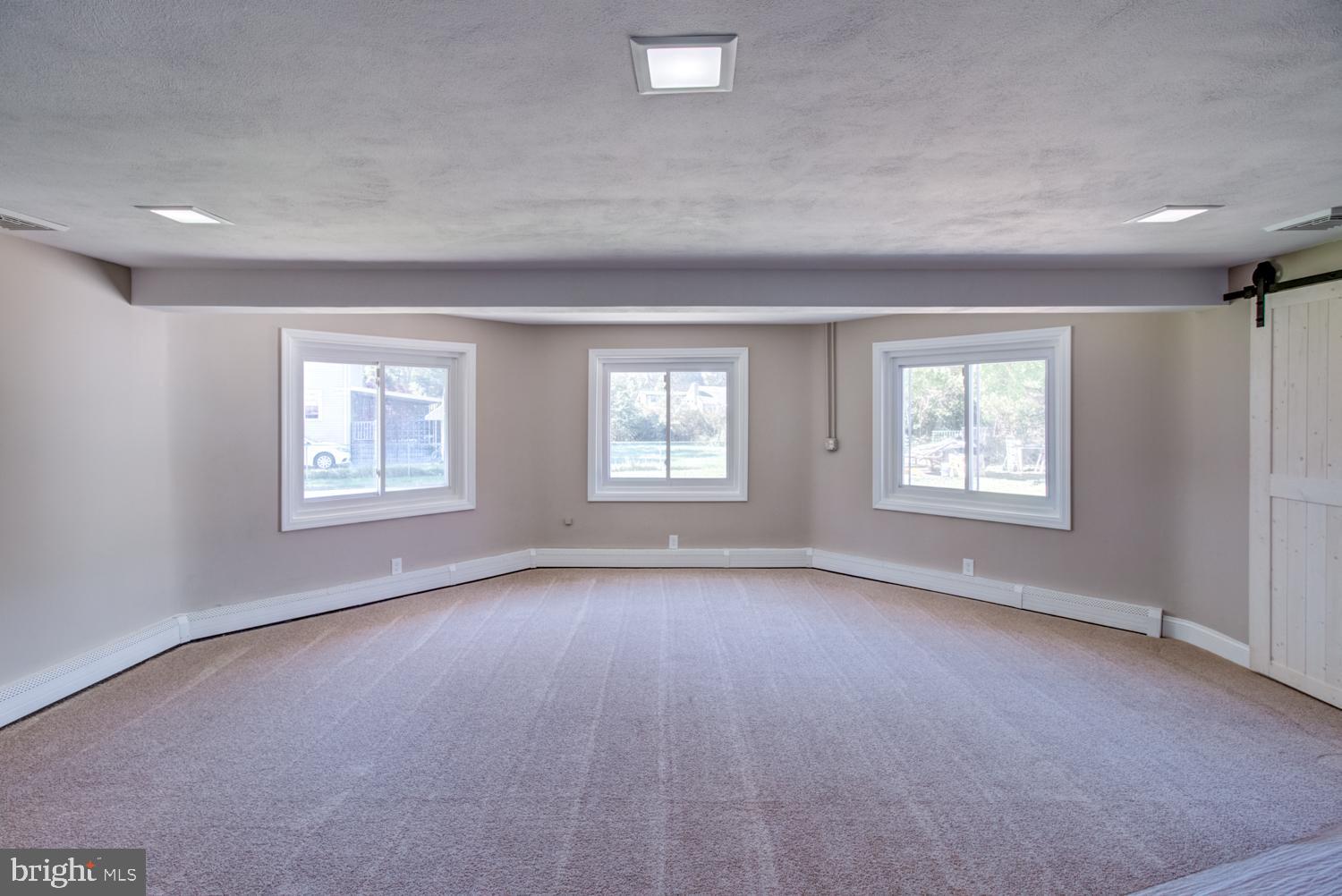 29 Alton Road Hamilton, NJ 08619 - Photo 24 of 39