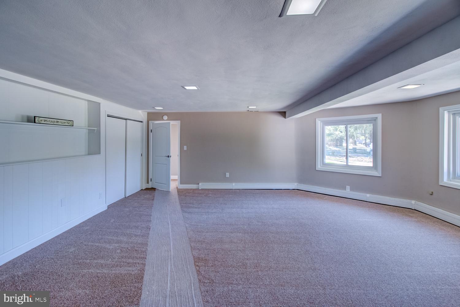 29 Alton Road Hamilton, NJ 08619 - Photo 25 of 39