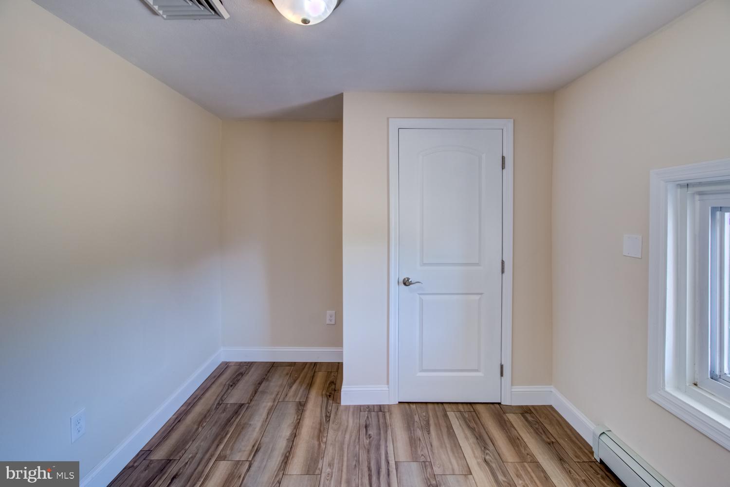 29 Alton Road Hamilton, NJ 08619 - Photo 34 of 39