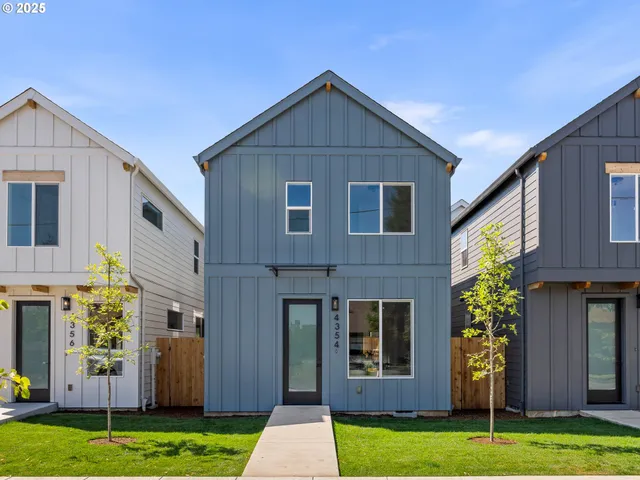 $399,900 | 4354 Northeast Going Street, Portland, OR 97218