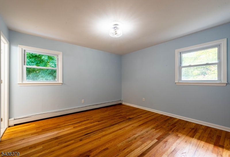 504 Edith Road Landing, NJ 07850 - Photo 10 of 18