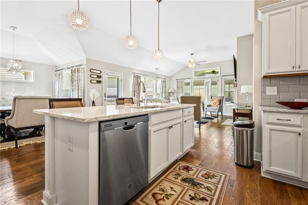 5696 Attadale Bend Southwest Powder Springs, GA 30127 - Photo 4 of 23