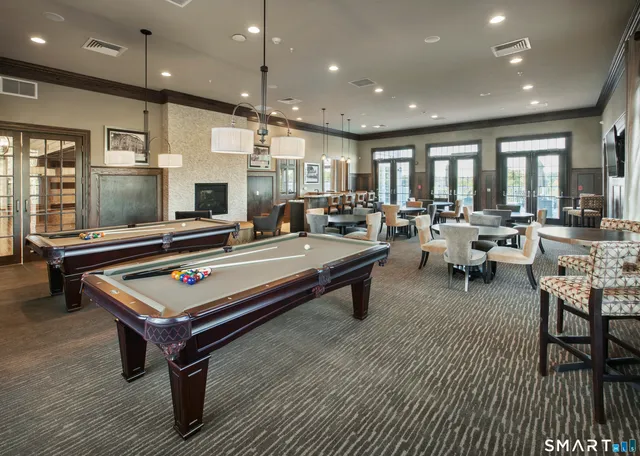 $715,000 | 16 Walden Court, Unit 11, Danbury, CT 06810